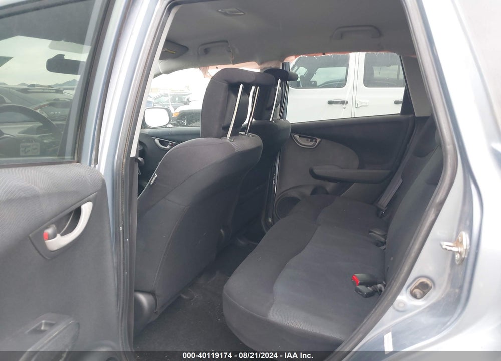 2011 HONDA FIT SPORT VIN: JHMGE8H55BC018525