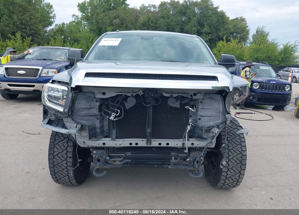 2018 TOYOTA TUNDRA LIMITED 5.7L V8 VIN: 5TFHW5F12JX761555