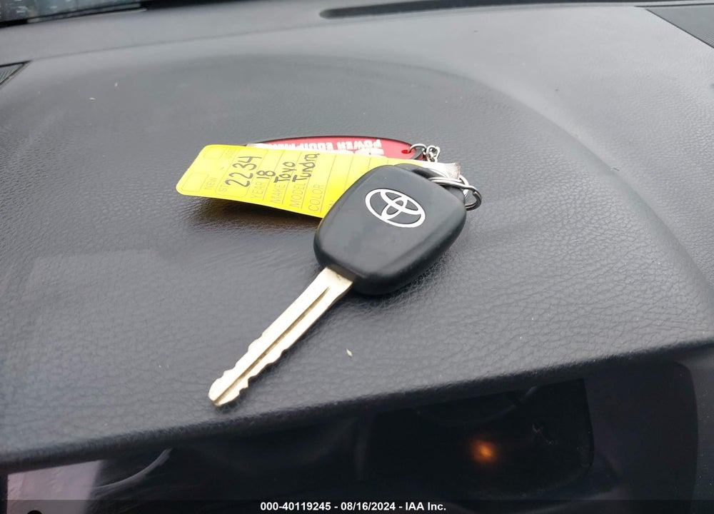 2018 TOYOTA TUNDRA LIMITED 5.7L V8 VIN: 5TFHW5F12JX761555
