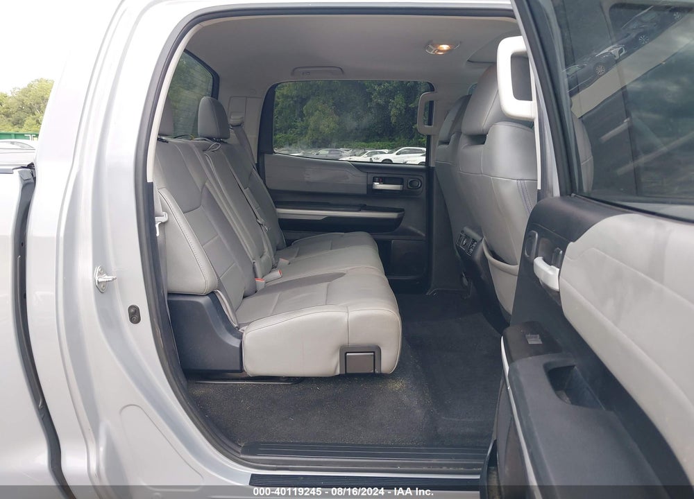 2018 TOYOTA TUNDRA LIMITED 5.7L V8 VIN: 5TFHW5F12JX761555