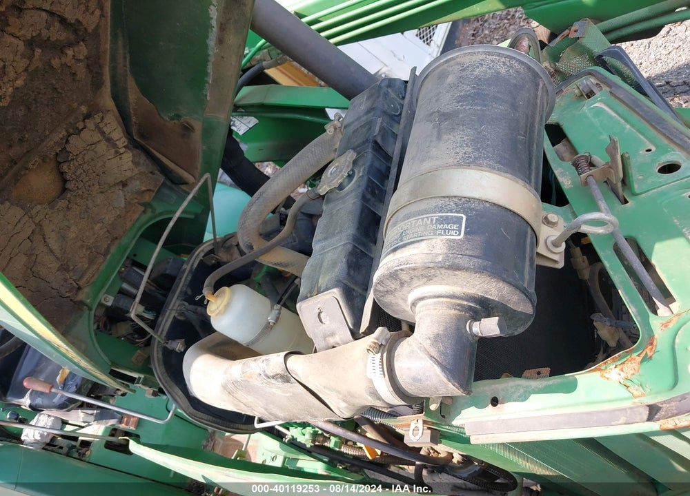 1994 JOHN DEERE TRACTOR VIN: M008708130277