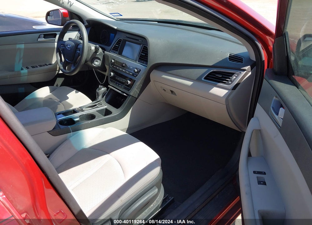 2016 HYUNDAI SONATA SE VIN: 5NPE24AF1GH314182