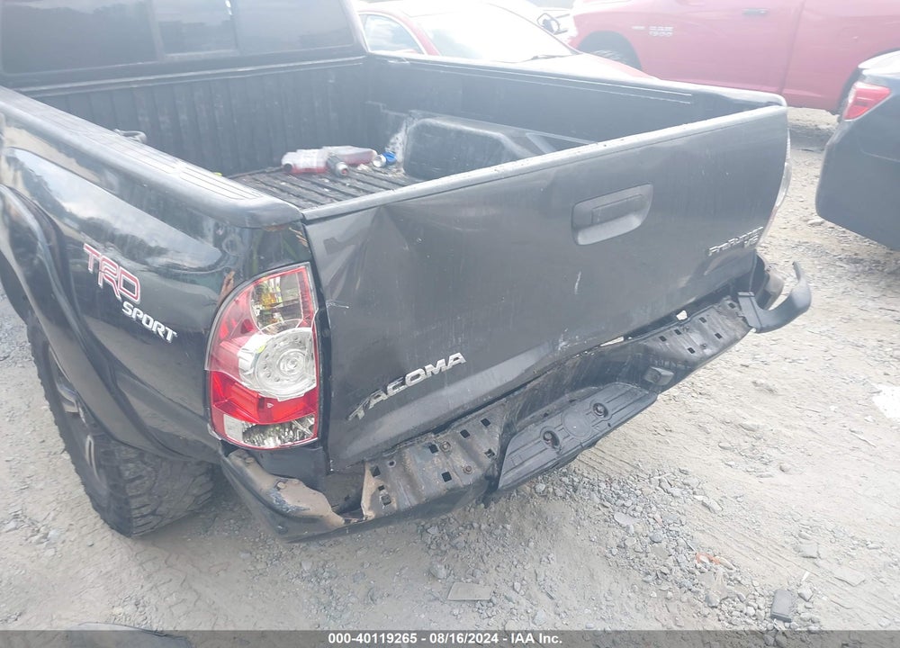 2005 TOYOTA TACOMA PRERUNNER V6 VIN: 3TMKU72N95M004714