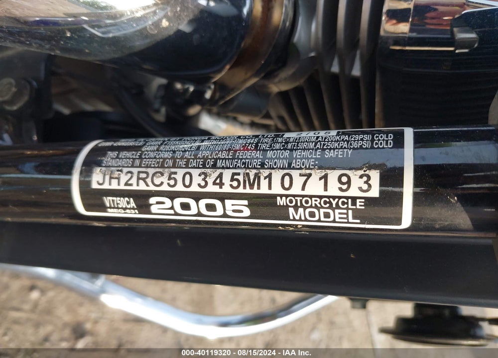 2005 HONDA VT750 CA VIN: JH2RC50345M107193