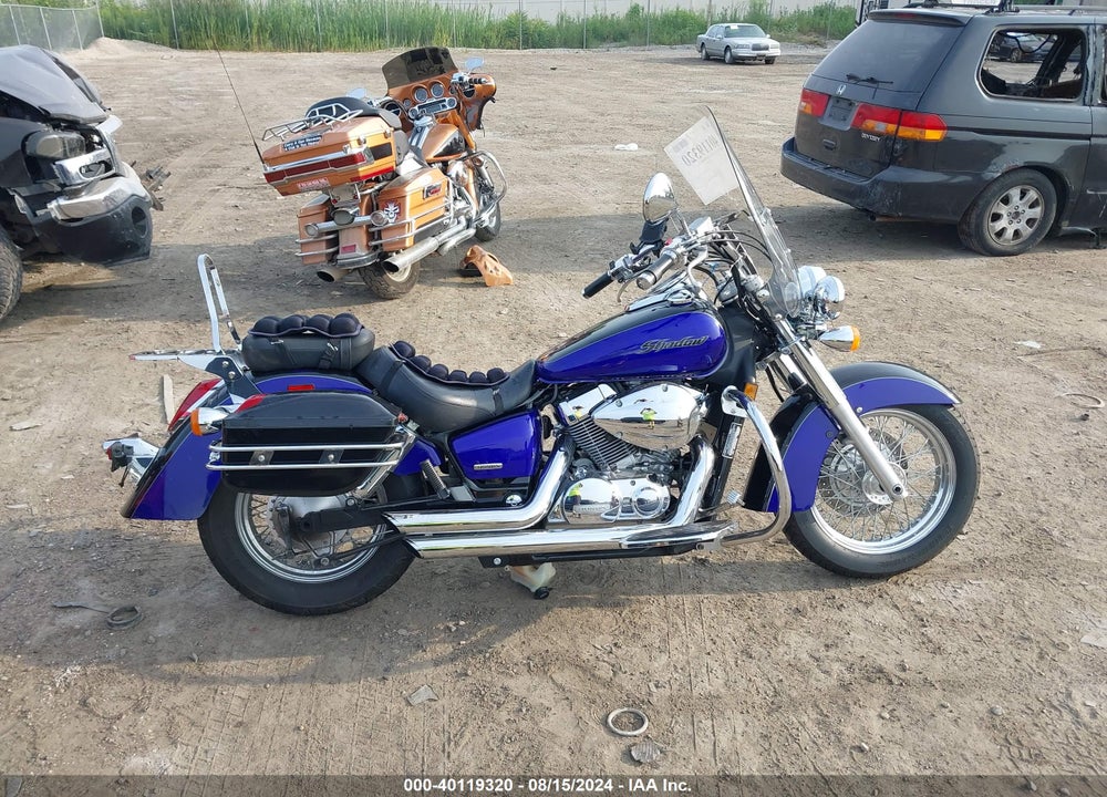 2005 HONDA VT750 CA VIN: JH2RC50345M107193