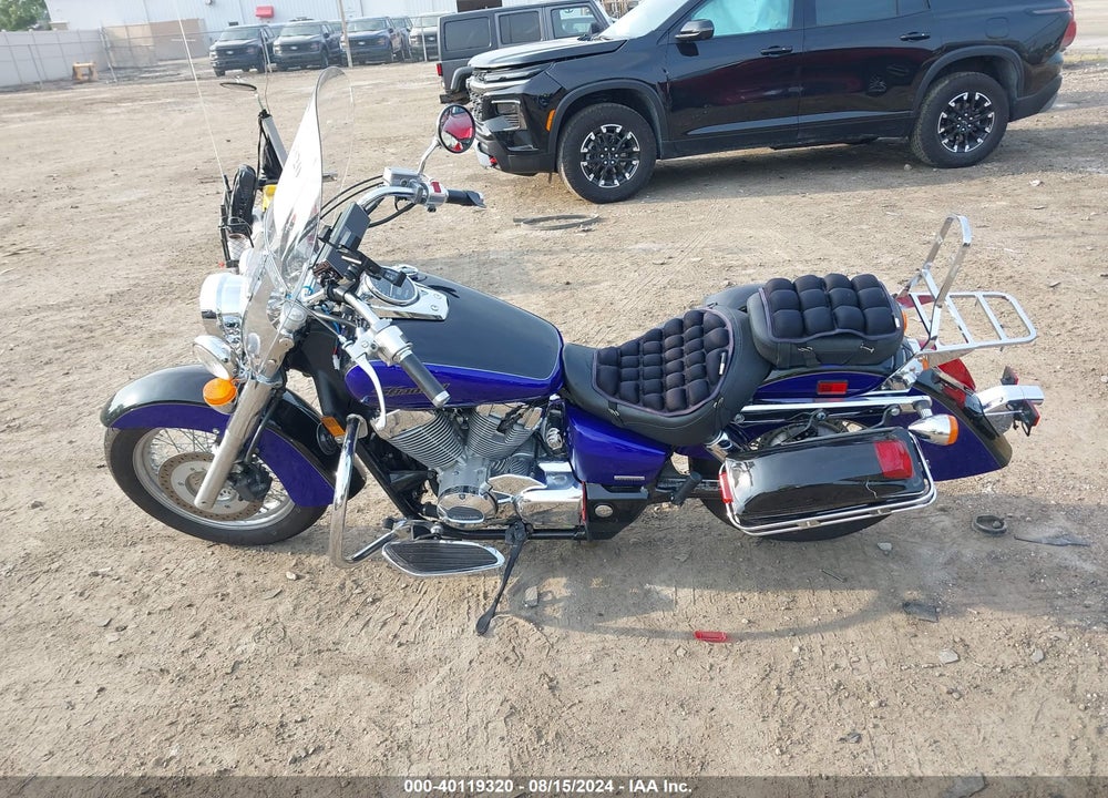 2005 HONDA VT750 CA VIN: JH2RC50345M107193