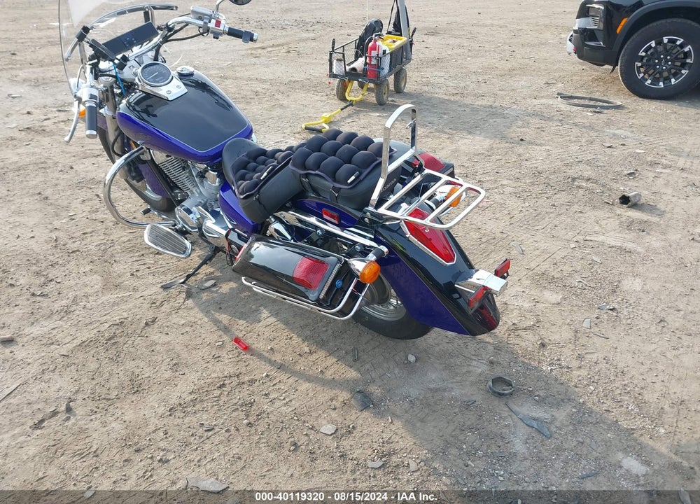 2005 HONDA VT750 CA VIN: JH2RC50345M107193