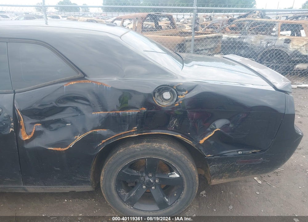 2014 DODGE CHALLENGER SXT VIN: 2C3CDYAG1EH179958