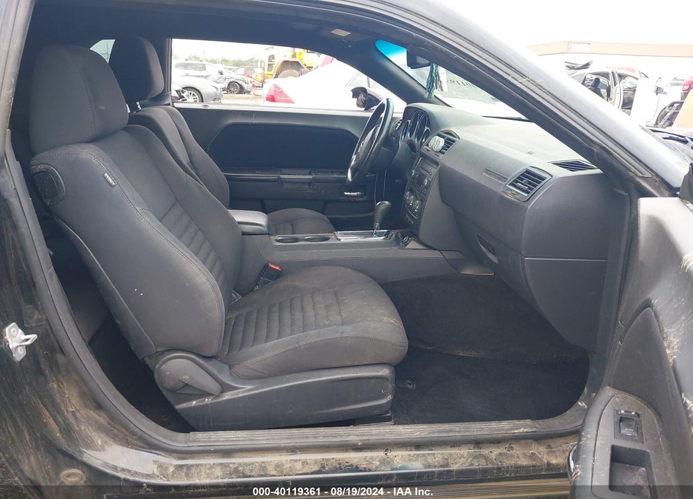 2014 DODGE CHALLENGER SXT VIN: 2C3CDYAG1EH179958