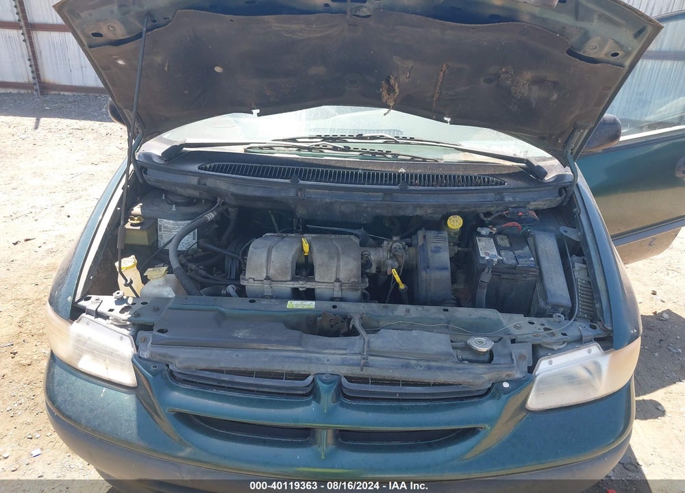 1996 DODGE CARAVAN VIN: 2B4FP25B9TR620218