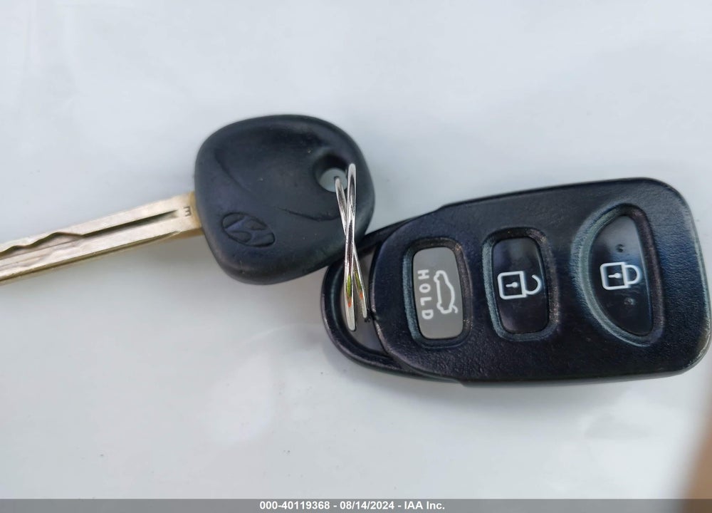 2012 HYUNDAI SONATA GLS VIN: 5NPEB4AC1CH357453