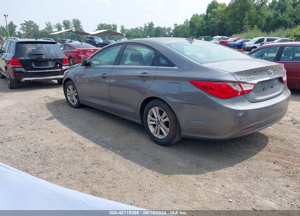 2012 HYUNDAI SONATA GLS VIN: 5NPEB4AC1CH357453