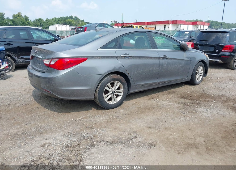 2012 HYUNDAI SONATA GLS VIN: 5NPEB4AC1CH357453