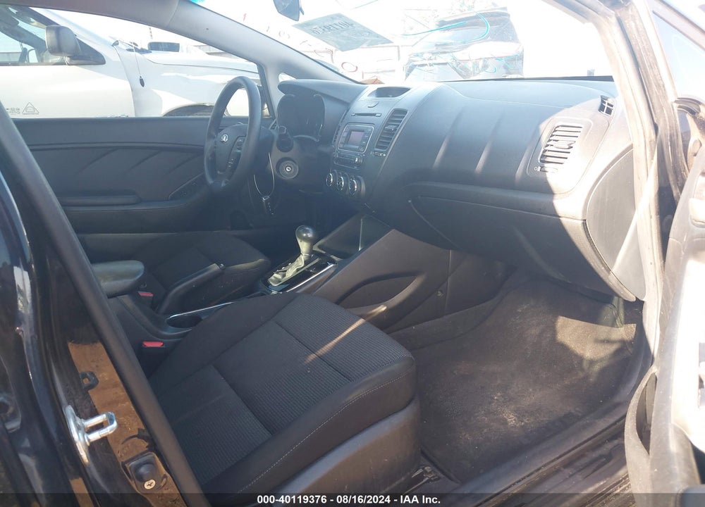 2016 KIA FORTE LX VIN: KNAFK4A60G5517999