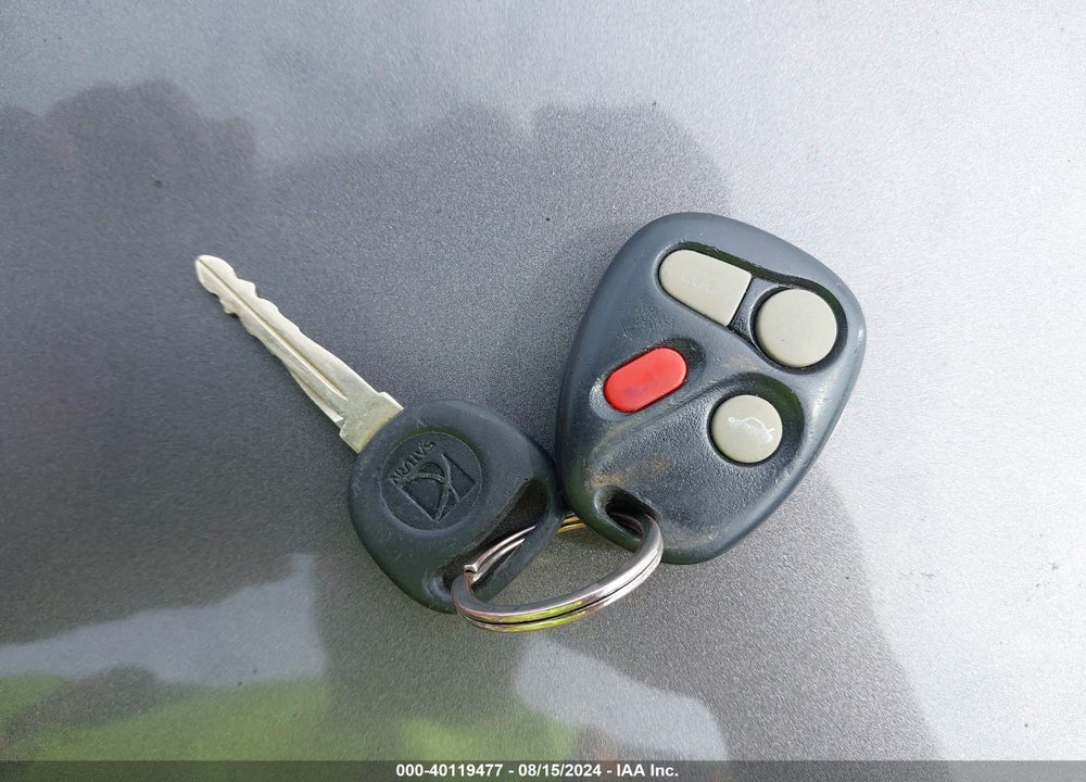 2002 SATURN S-SERIES SL2 VIN: 1G8ZK52732Z100045