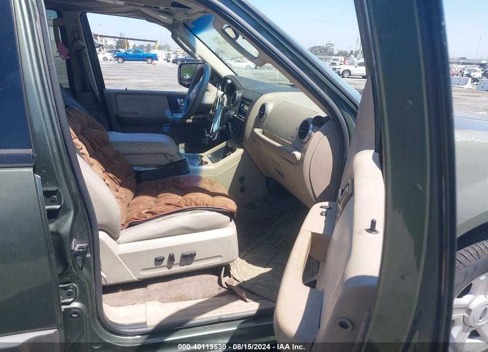 2004 FORD EXPEDITION XLT VIN: 1FMPU15L54LB10148