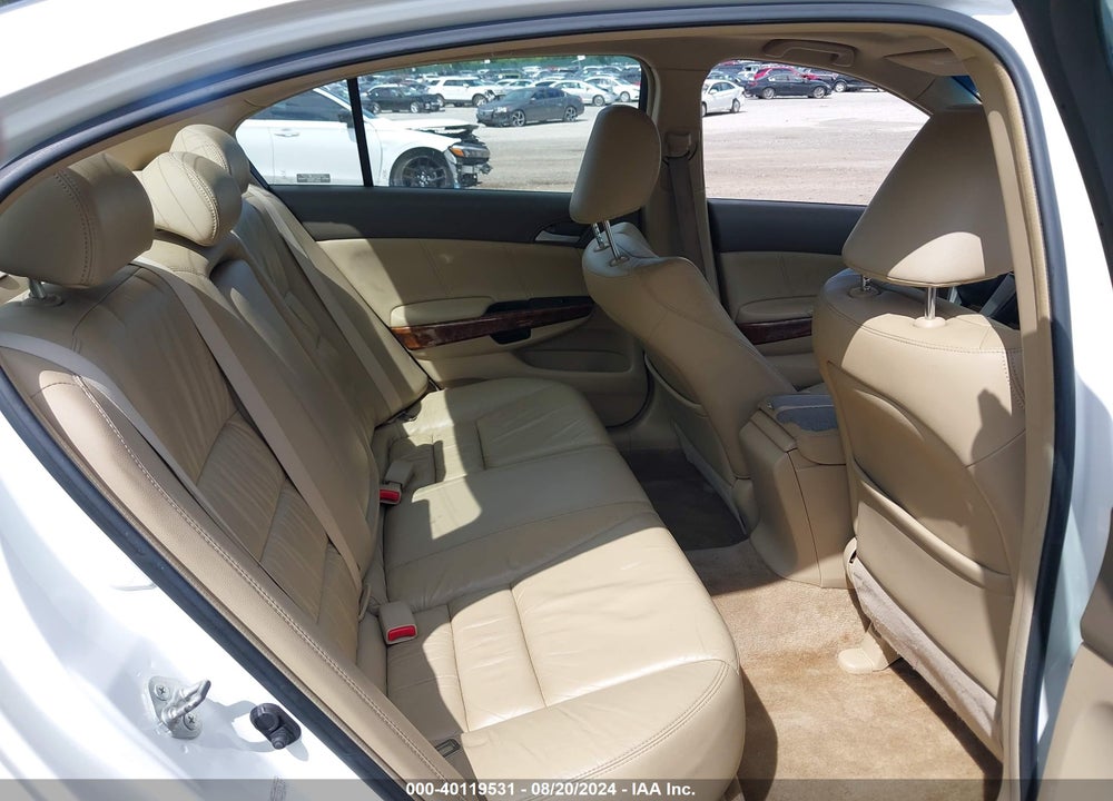 2009 HONDA ACCORD 2.4 EX-L VIN: 1HGCP26829A114026