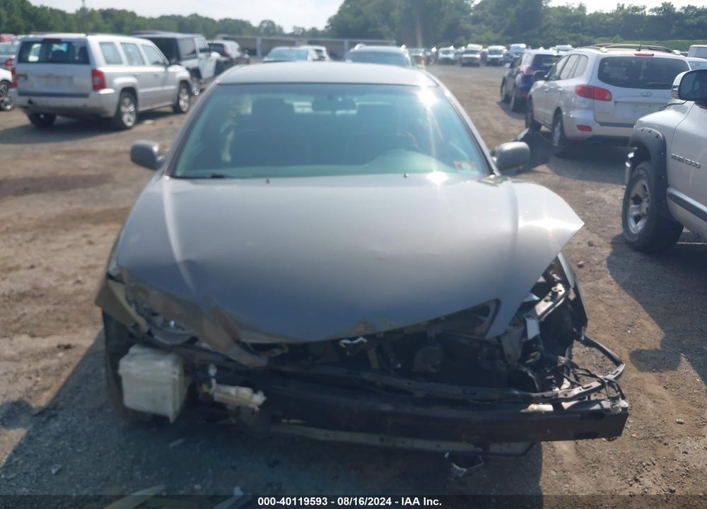 2004 TOYOTA CAMRY LE VIN: 4T1BE32KX4U930024