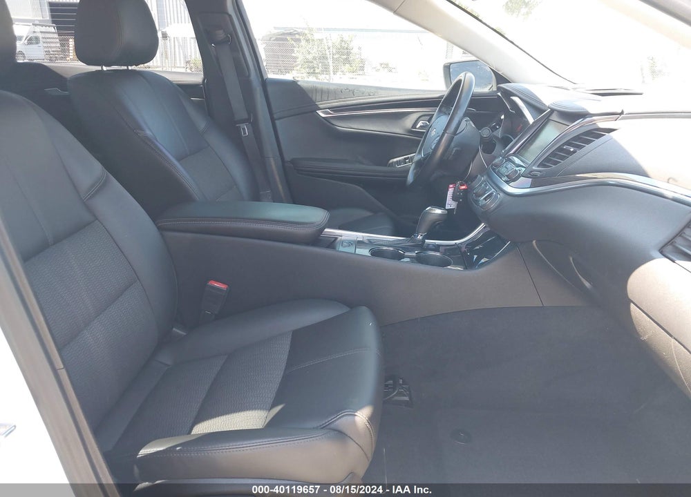 2018 CHEVROLET IMPALA 1LT VIN: 2G1105S33J9111165
