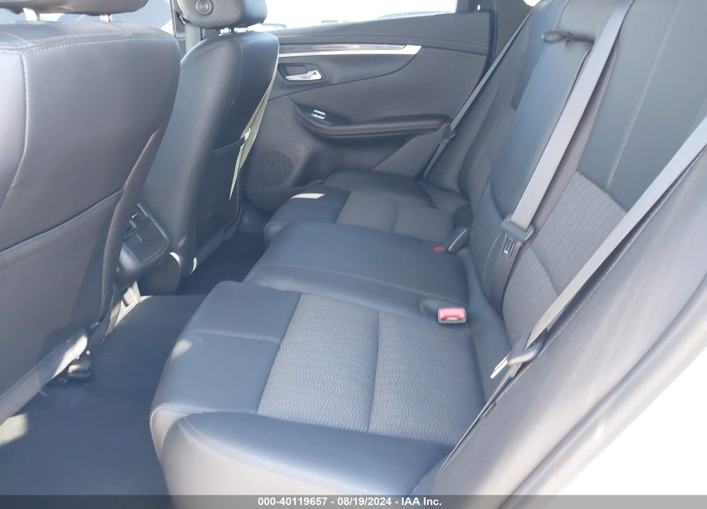 2018 CHEVROLET IMPALA 1LT VIN: 2G1105S33J9111165