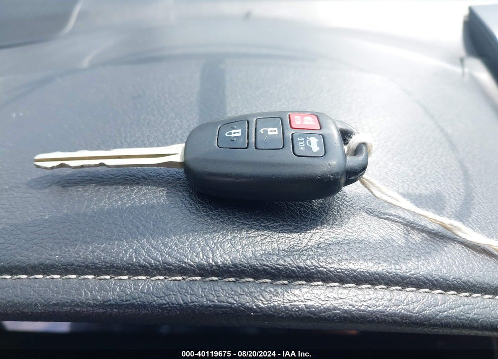 2013 TOYOTA CAMRY SE VIN: 4T1BF1FK3DU229899