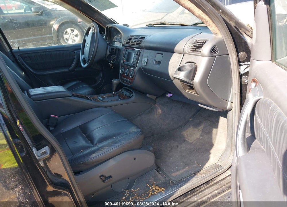 2002 MERCEDES-BENZ ML 320 VIN: 4JGAB54E12A367788