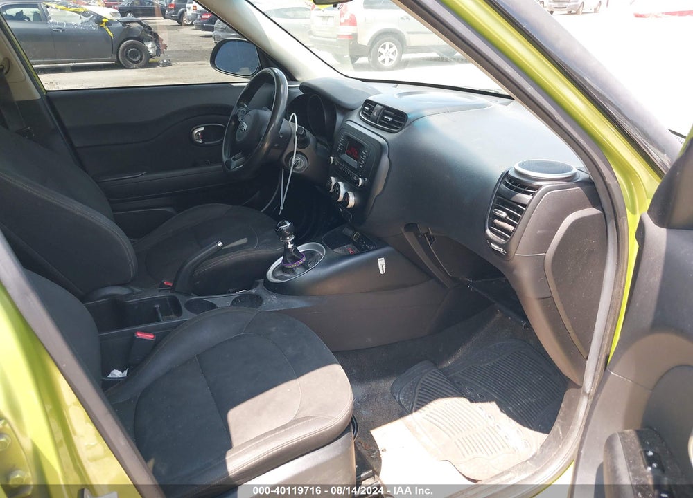2015 KIA SOUL VIN: KNDJN2A21F7769575