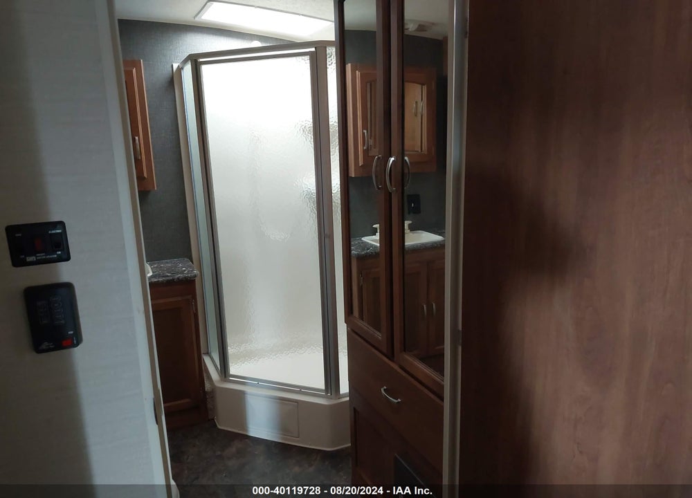 2015 KEYS SPRINGDALE VIN: 4YDT28728F3103345