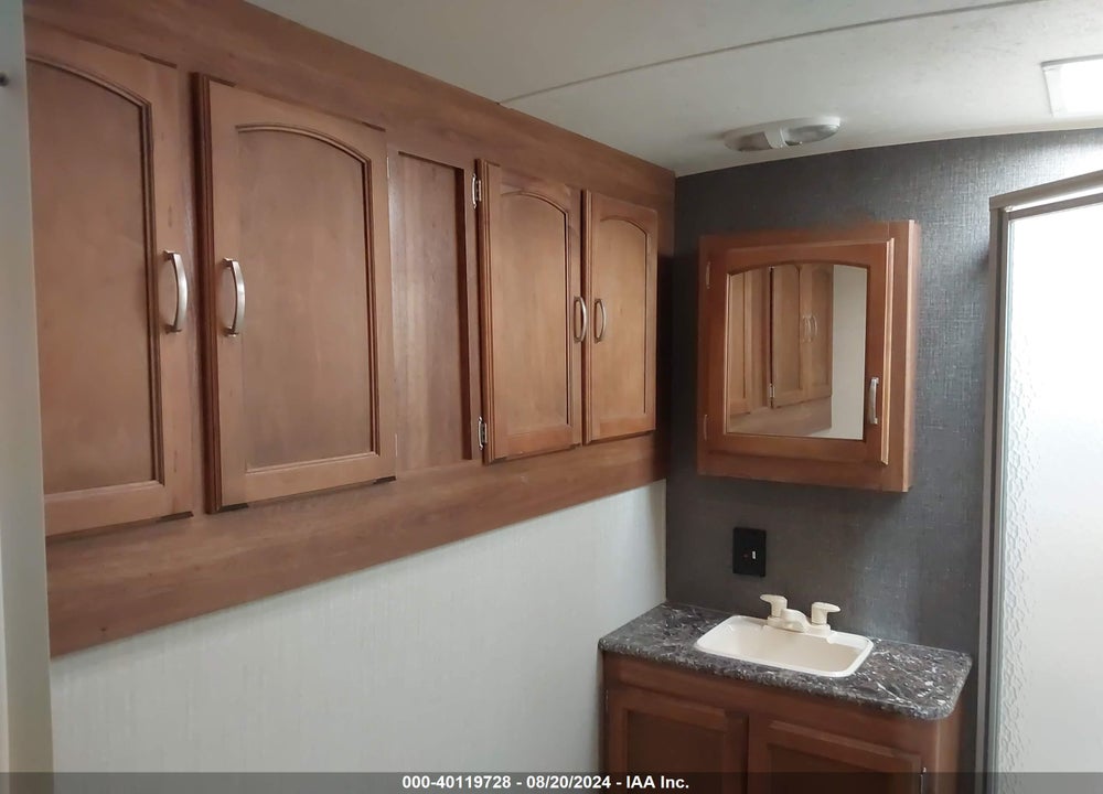 2015 KEYS SPRINGDALE VIN: 4YDT28728F3103345