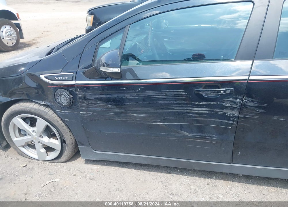 2015 CHEVROLET VOLT VIN: 1G1RB6E48FU112054