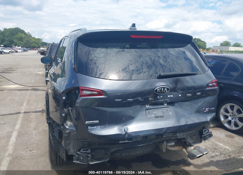 2021 KIA TELLURIDE S VIN: 5XYP6DHC8MG113763