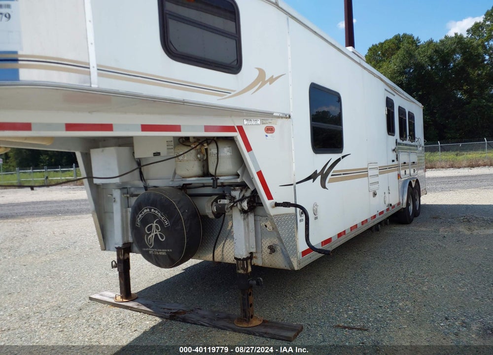 2004 BISON STRATUS B150 VIN: 43B88242041007086
