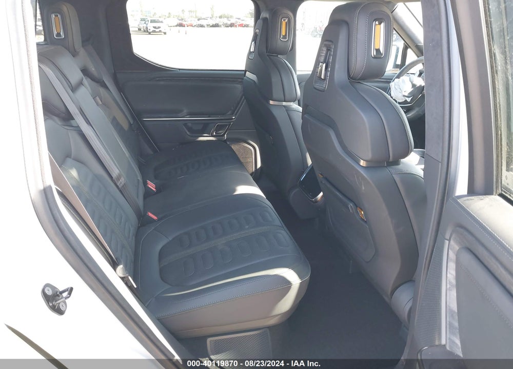 2022 RIVIAN R1T ADVENTURE VIN: 7FCTGAAA7NN013094