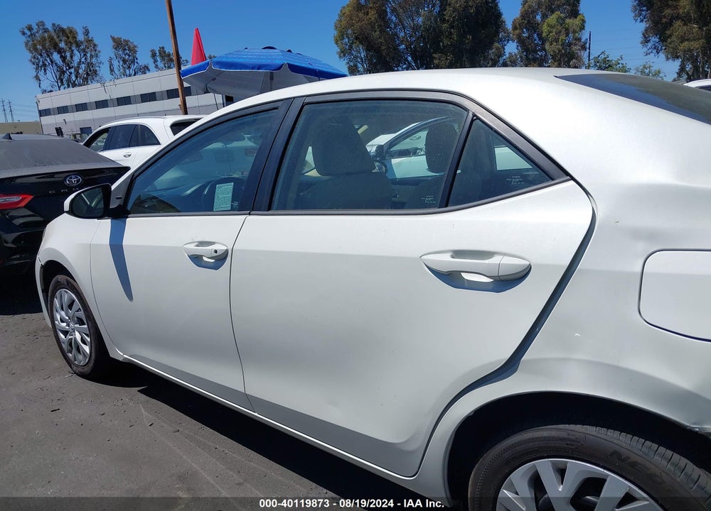 2017 TOYOTA COROLLA LE VIN: 5YFBURHE1HP709989