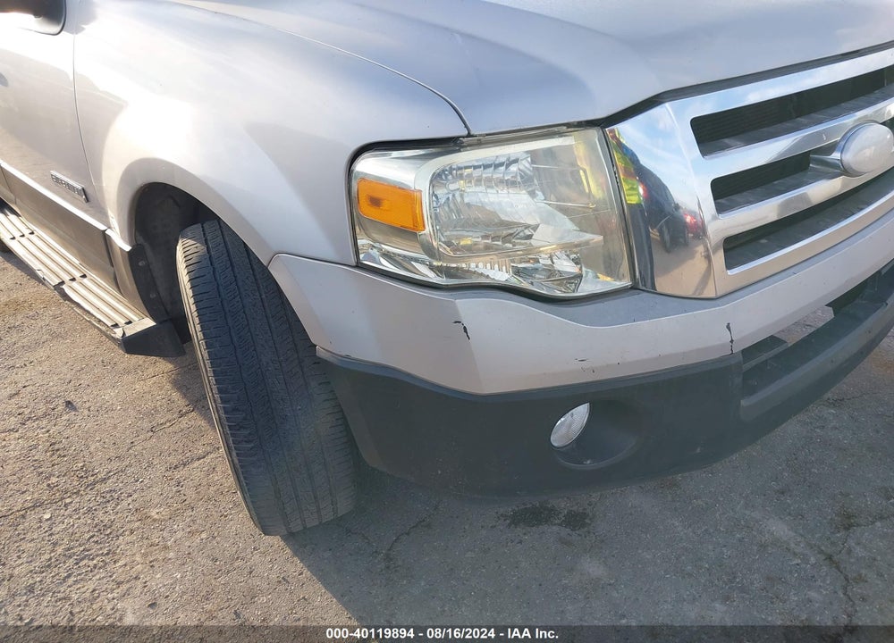 2007 FORD EXPEDITION XLT VIN: 1FMFU155X7LA41670