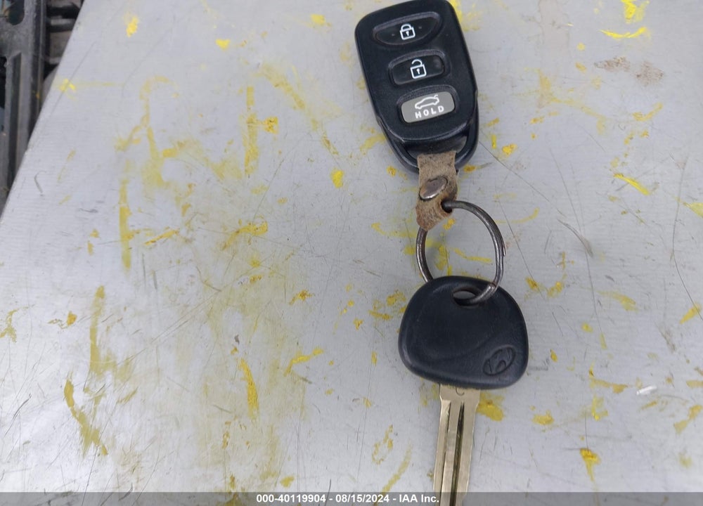 2013 HYUNDAI ELANTRA GLS VIN: KMHDH4AE9DU489715