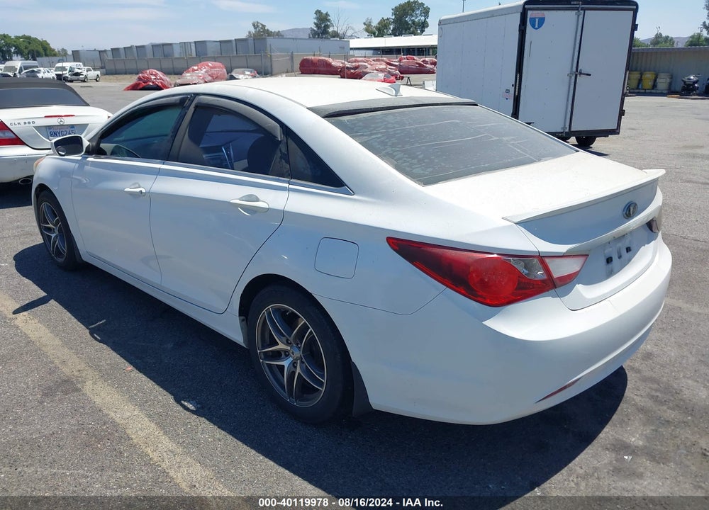 2013 HYUNDAI SONATA GLS VIN: 5NPEB4AC5DH661435