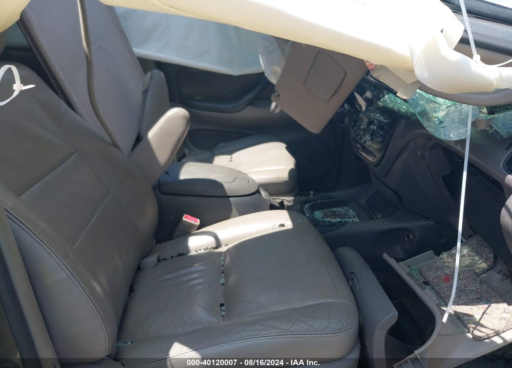 2006 TOYOTA SEQUOIA SR5 V8 VIN: 5TDBT44A36S258755