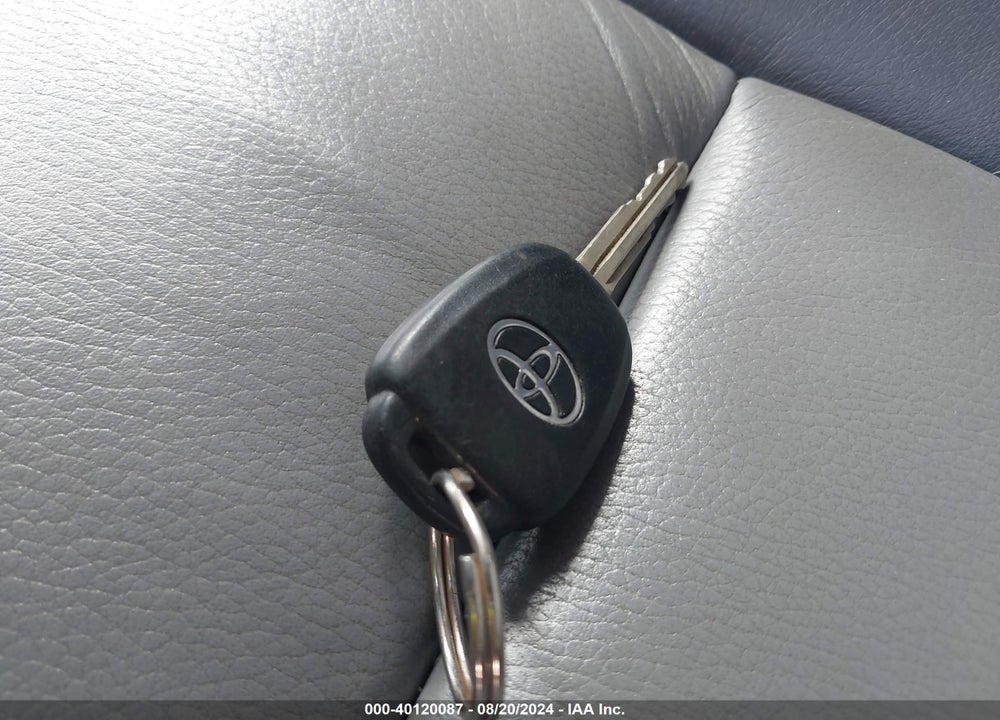 2018 TOYOTA TUNDRA LIMITED 5.7L V8 VIN: 5TFBY5F1XJX731896