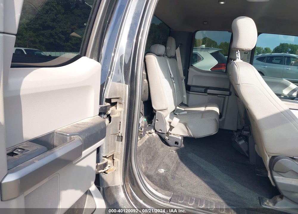 2015 FORD F-150 XLT VIN: 1FTFX1EF8FFA93557