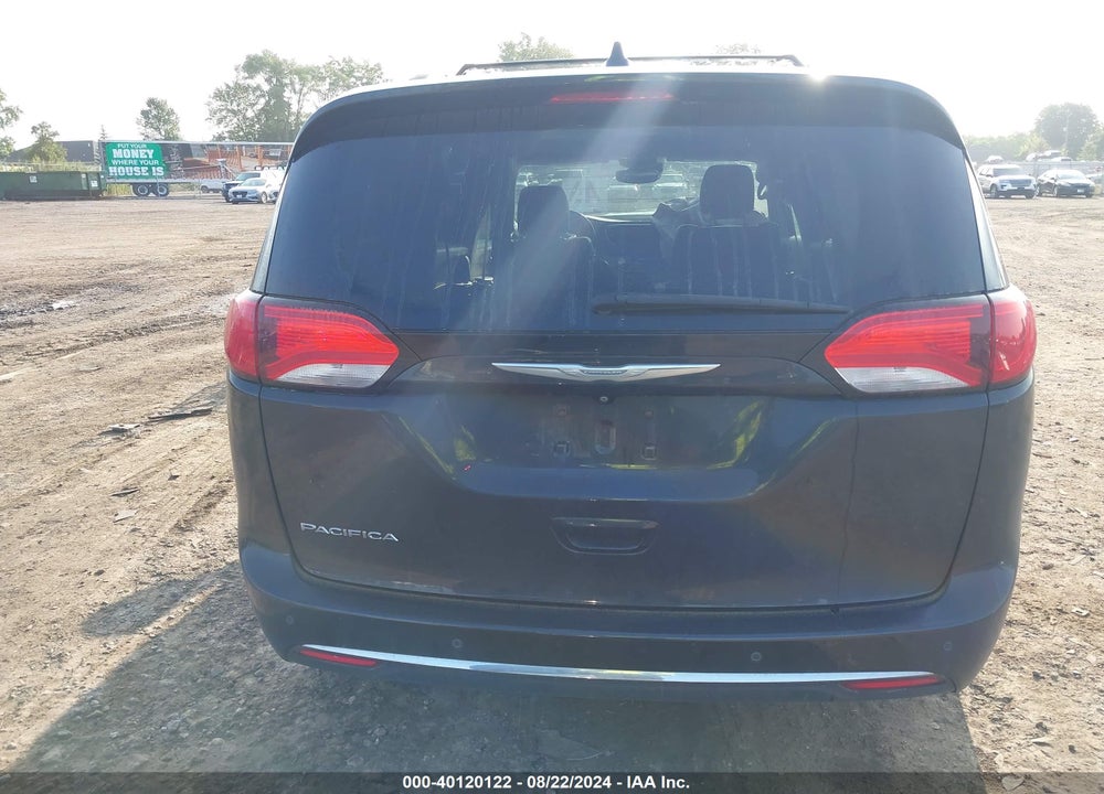 2017 CHRYSLER PACIFICA TOURING L PLUS VIN: 2C4RC1EG7HR597935