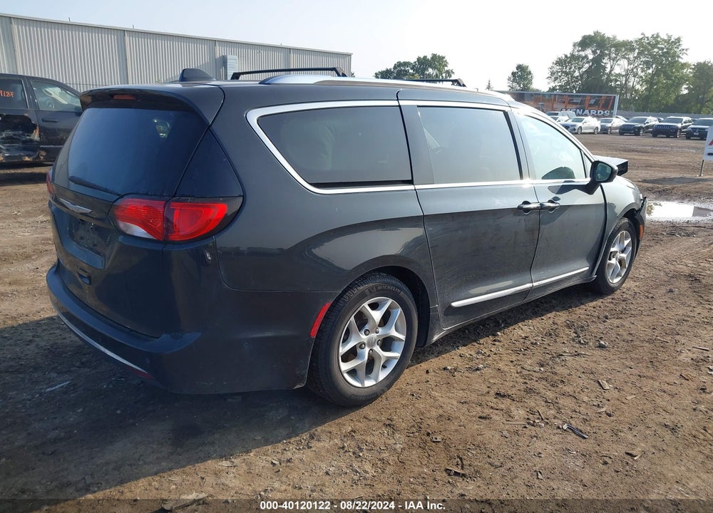 2017 CHRYSLER PACIFICA TOURING L PLUS VIN: 2C4RC1EG7HR597935