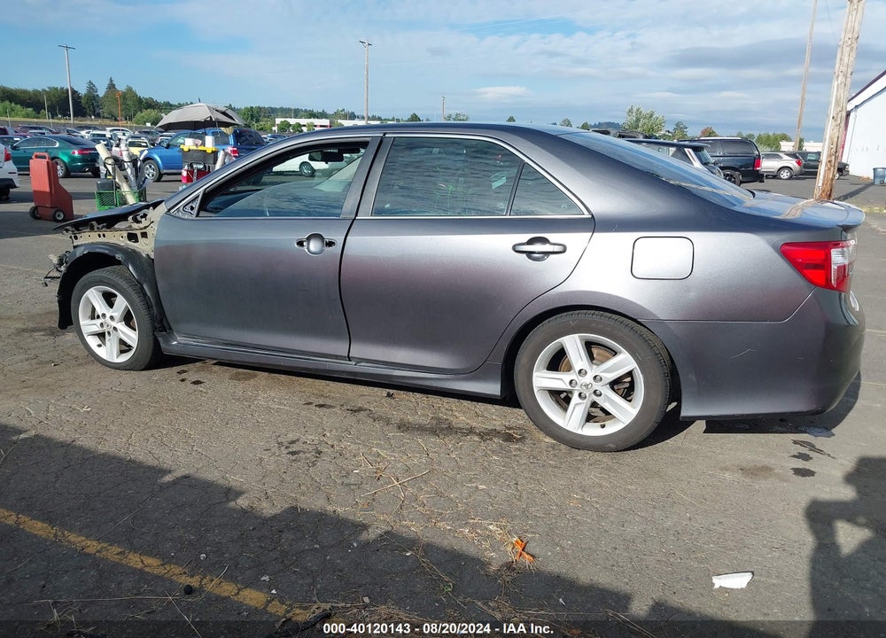2014 TOYOTA CAMRY SE VIN: 4T1BF1FK8EU415293