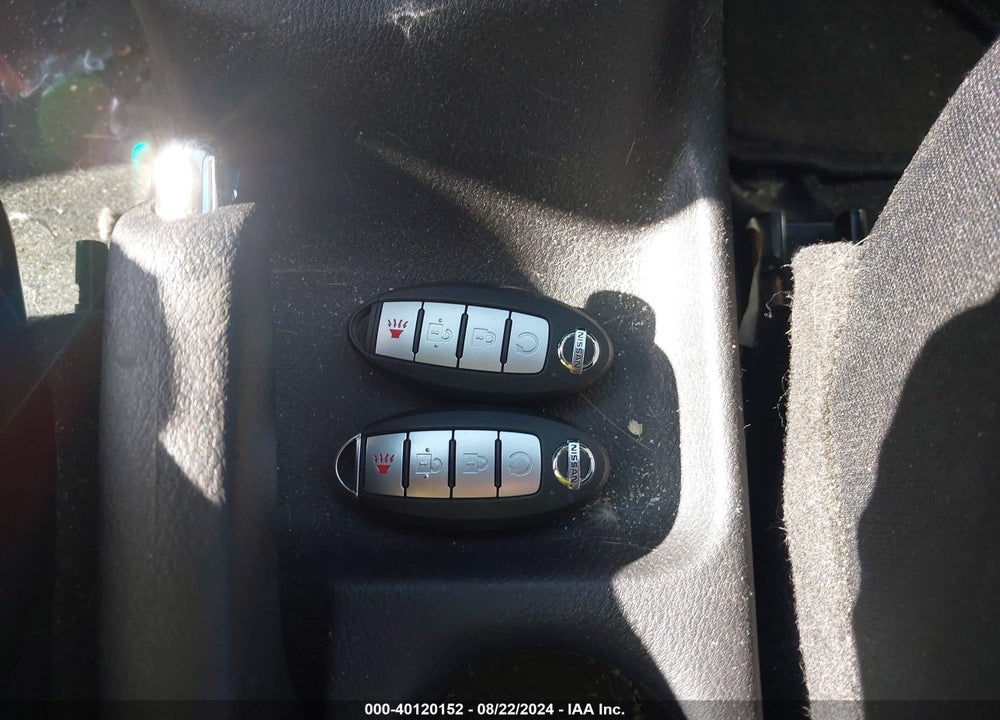 2018 NISSAN KICKS SV VIN: 3N1CP5CU5JL536972