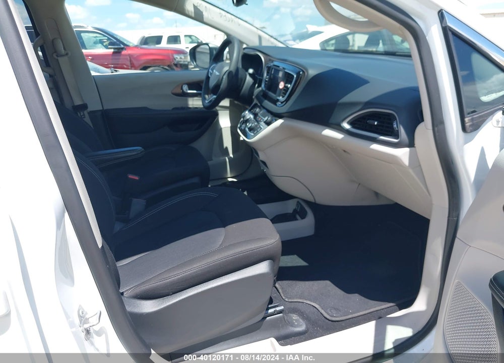 2023 CHRYSLER VOYAGER LX VIN: 2C4RC1CG9PR516466