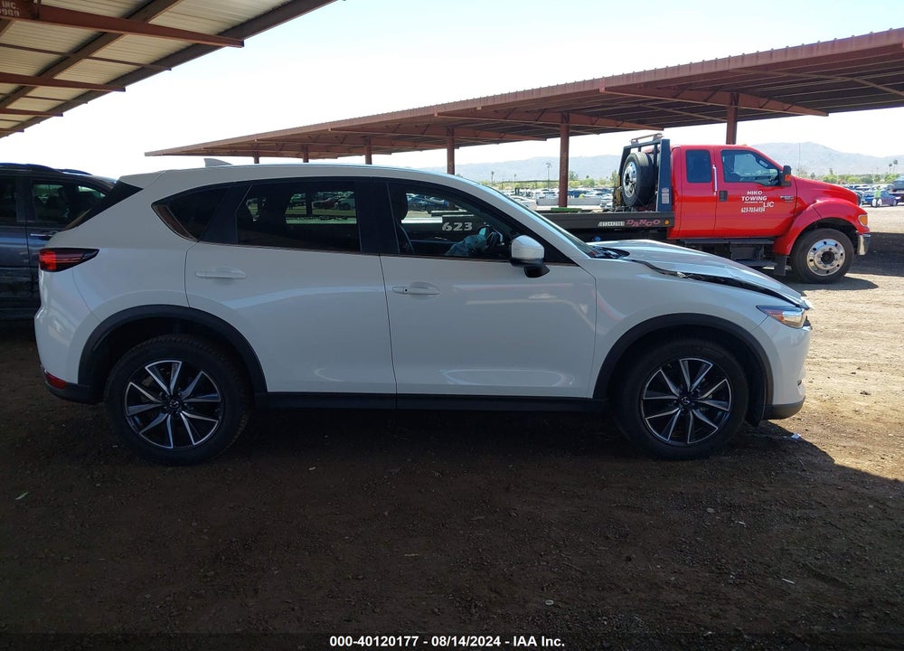 2018 MAZDA CX-5 TOURING VIN: JM3KFACM8J0304598