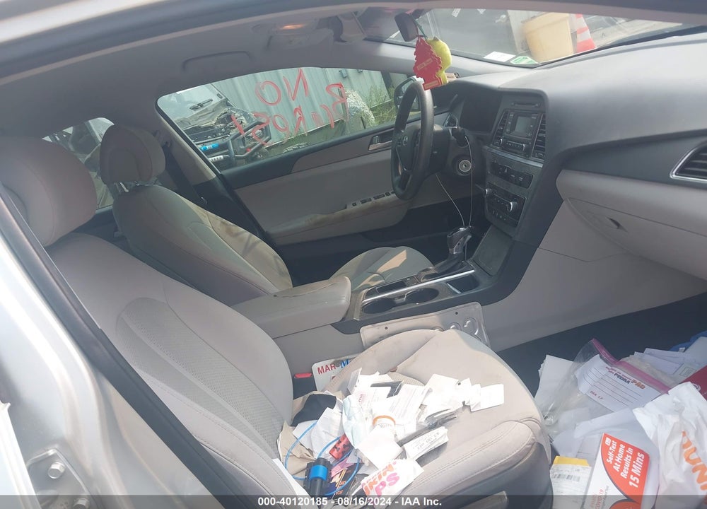 2015 HYUNDAI SONATA SE VIN: 5NPE24AF3FH229665
