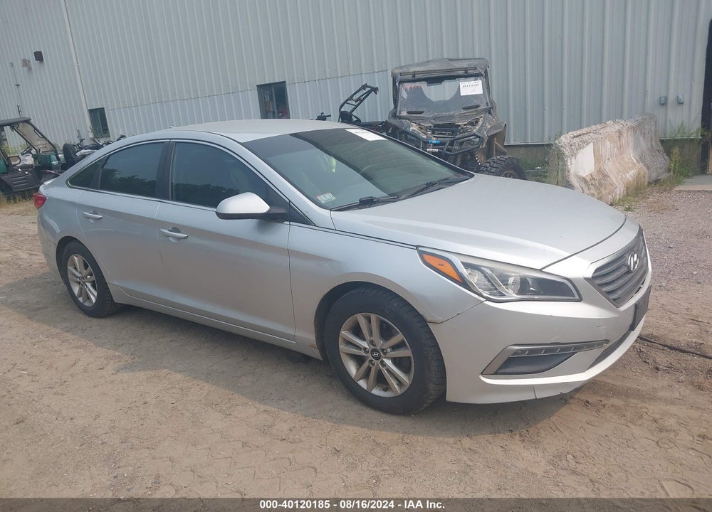 2015 HYUNDAI SONATA SE VIN: 5NPE24AF3FH229665