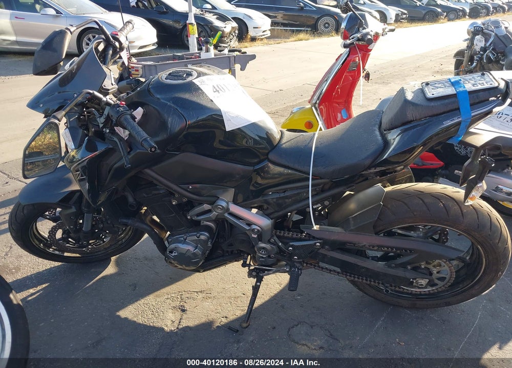 2017 KAWASAKI ZR900 VIN: JKAZR2A14HDA17451
