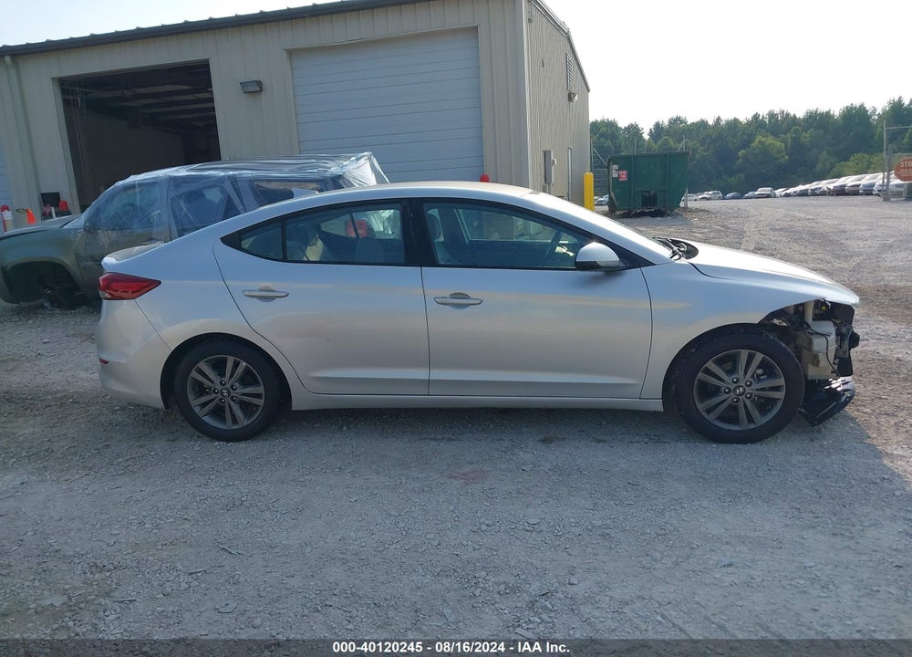 2018 HYUNDAI ELANTRA SEL VIN: 5NPD84LF6JH345278